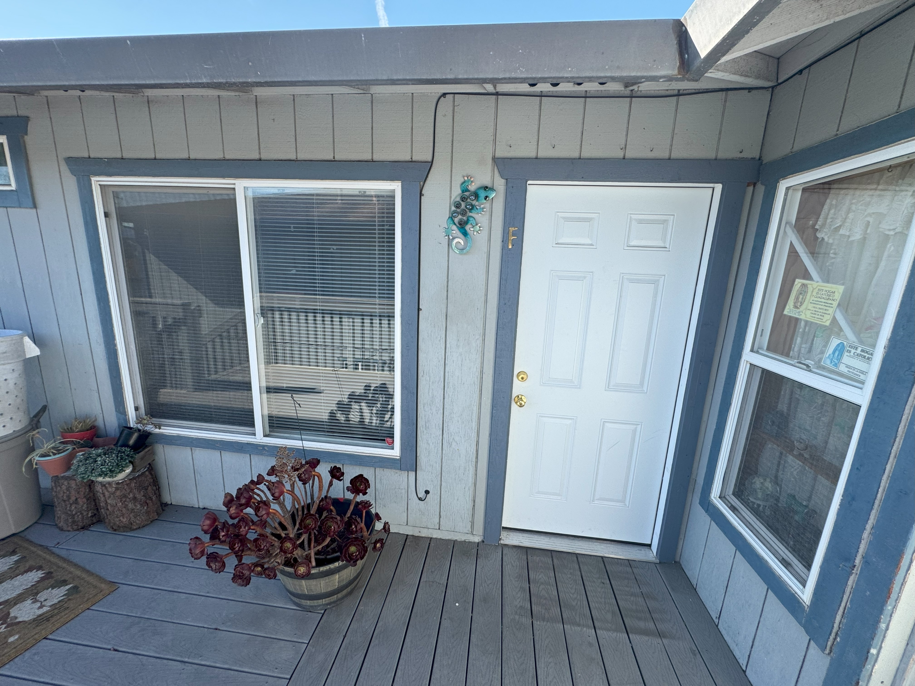 1051 Rider Ave Apt F