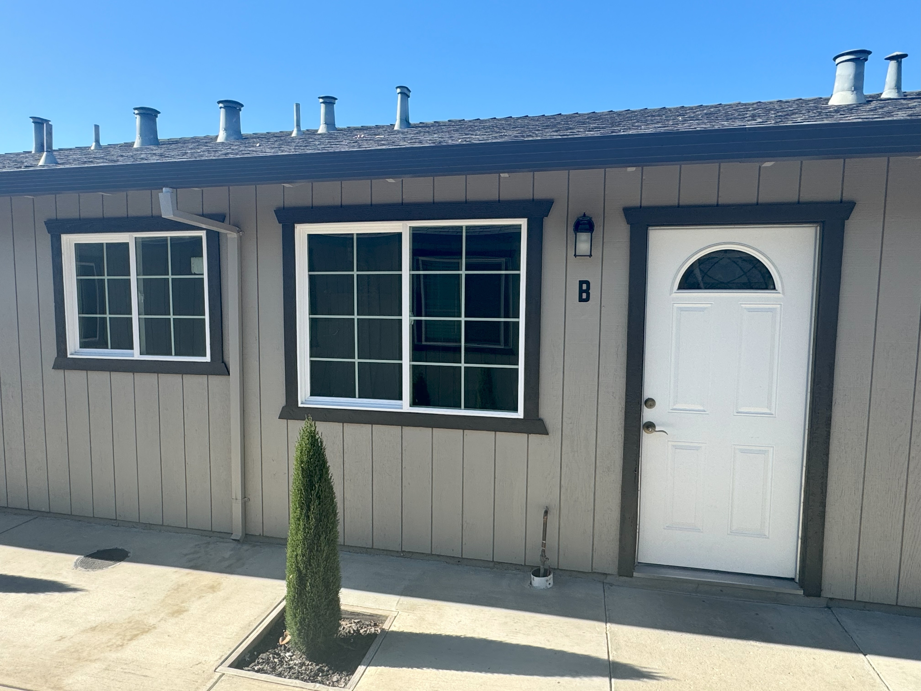 1123 Del Monte Avenue - B
