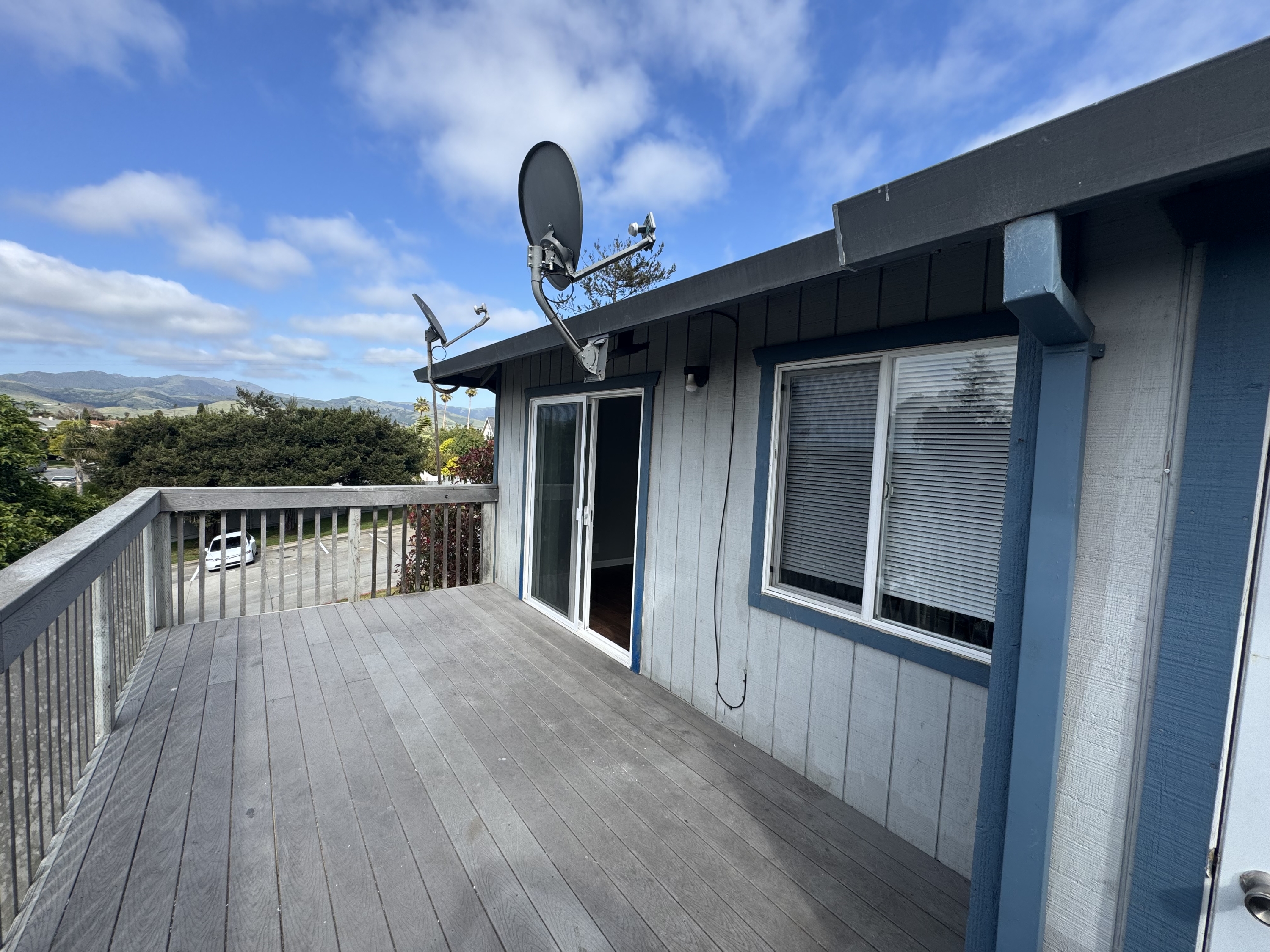 1049 Rider Ave Apt F